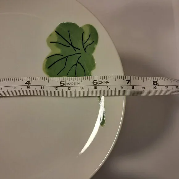 Geraniums Vera for Mikasa Plates - Picture 2 of 9